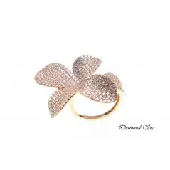 Луксозен пръстен от розово сребро с фини кристали Swarovski