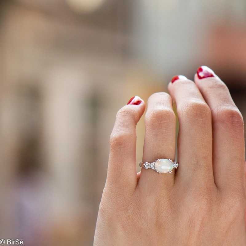 Сребърен пръстен - Естествен Опал 1,28 ct. СДП212 Сребърен пръстен - Естествен Опал 1,28 ct. СДП212