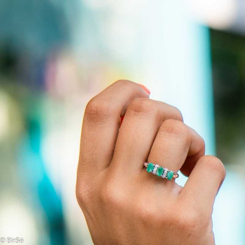 Сребърен пръстен - Естествен изумруд 0,75 ct СДП628 Сребърен пръстен - Естествен изумруд 0,75 ct СДП628