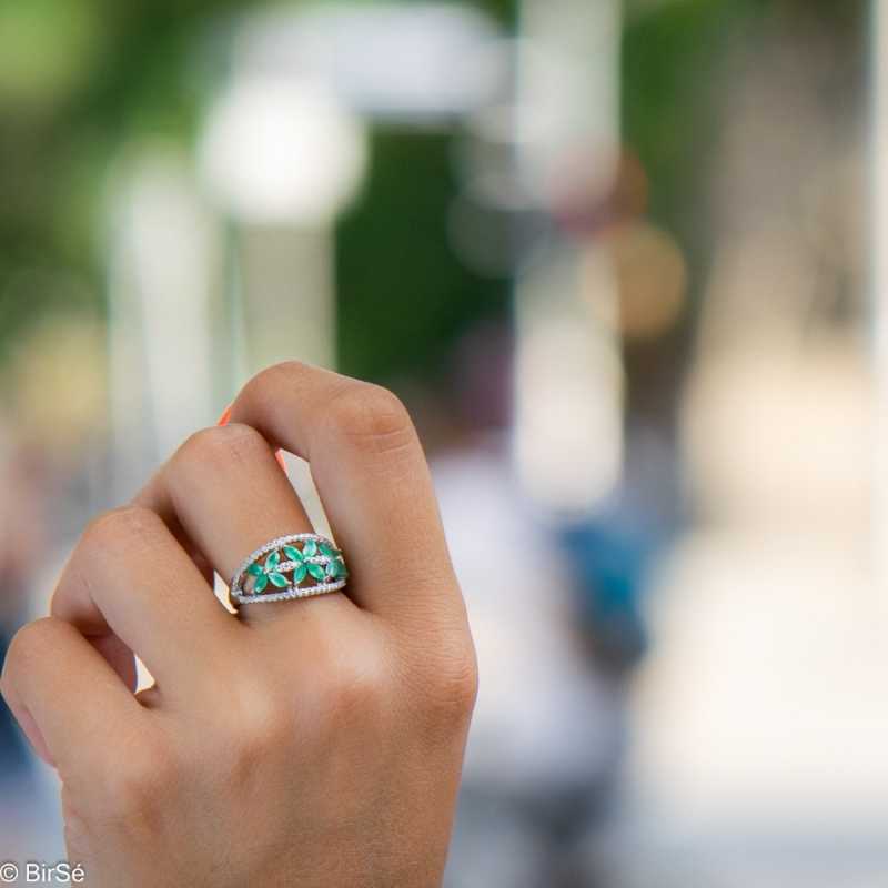 Сребърен пръстен - Естествен изумруд 1,08 ct СДП642 Сребърен пръстен - Естествен изумруд 1,08 ct СДП642