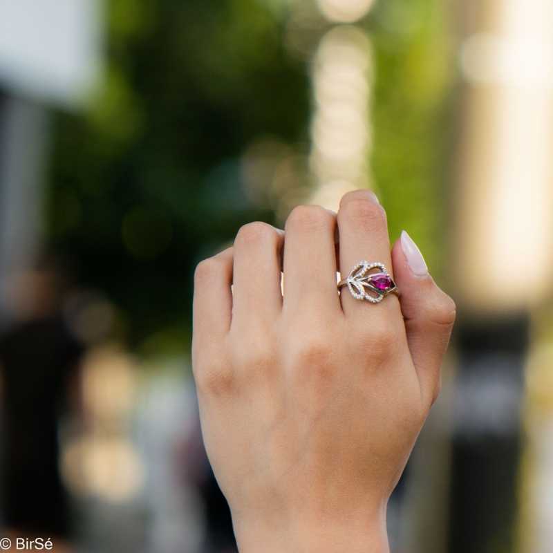 Сребърен пръстен - Естествен рубин 0,75 ct СДП645 Сребърен пръстен - Естествен рубин 0,75 ct СДП645