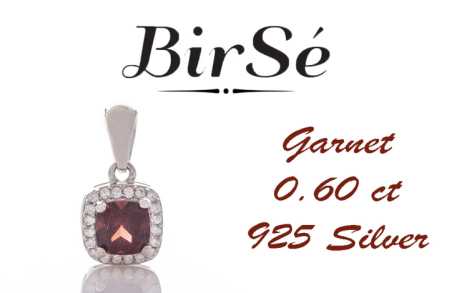 Сребърна висулка - Естествен Гранат 0,60 ct.